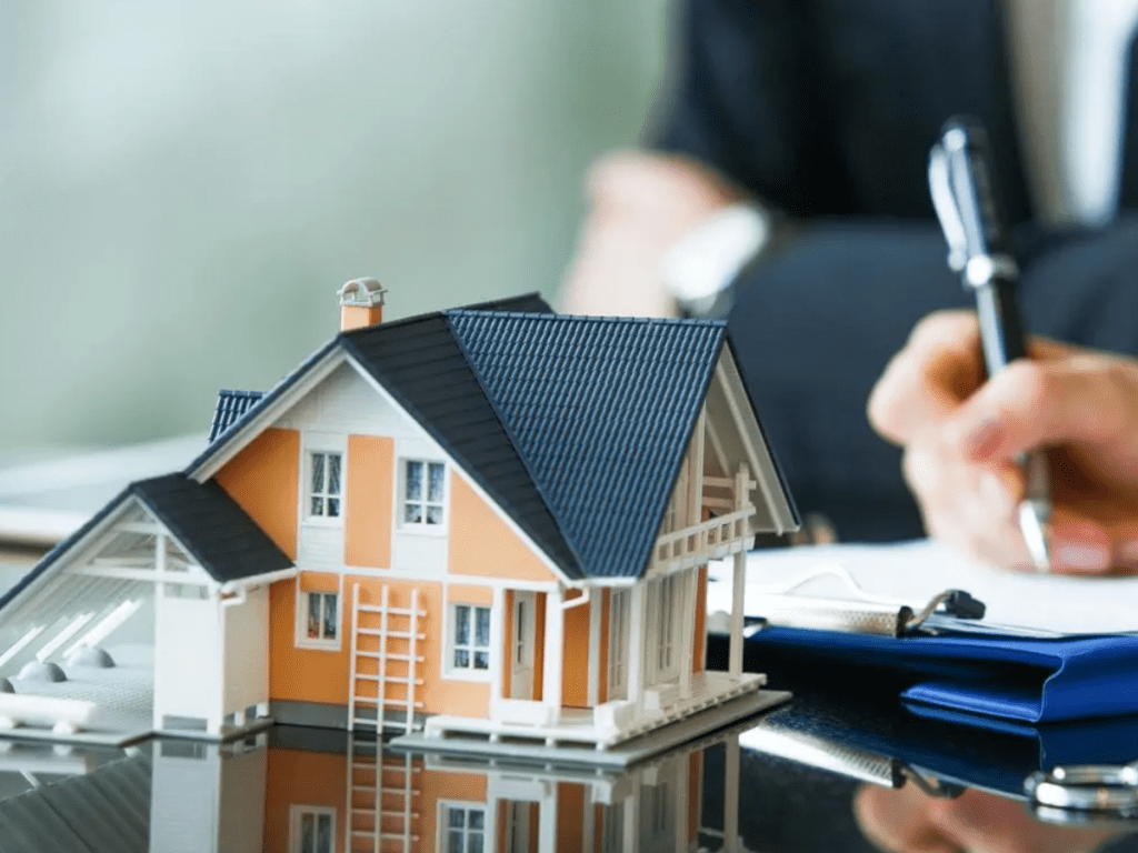 The Impact of Interest Rates on Your Home Loan: How to Minimize Your Long-Term Payments